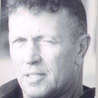 Alan Farrell