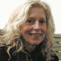 Lynne Knight